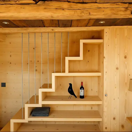 Les Mayens D'adrien *