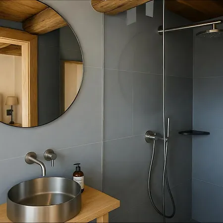 Les Mayens D'adrien *